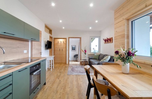 Donaueschingen Apartment | Apartment 'Morning Sun' with Shared Garden and Wi-Fi