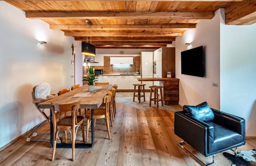 Predazzo Apartment | Apartment 'Mountain Dolomiti Apartament Sauna' with Mountain View and Wi-Fi