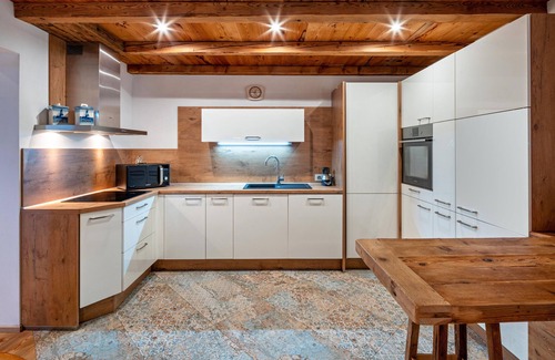 Predazzo Apartment | Apartment 'Mountain Dolomiti Apartament Sauna' with Mountain View and Wi-Fi