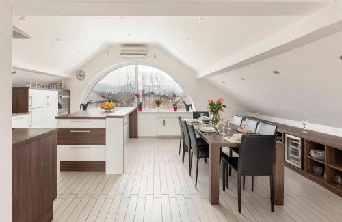 Skofja Loka Apartment | Apartment Mountain Sunrise