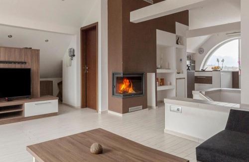 Skofja Loka Apartment | Apartment Mountain Sunrise