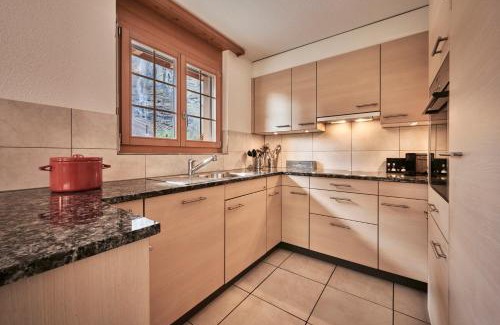 Lauterbrunnen Apartment | Apartment Mountain View, Luxury, Spacious with best Views