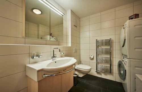 Lauterbrunnen Apartment | Apartment Mountain View, Luxury, Spacious with best Views