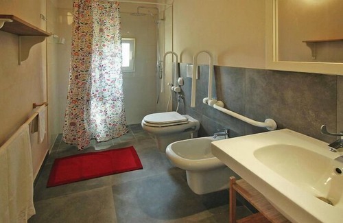 Collesalvetti Apartment | Apartment Mulino della Rivolta with shared pool in Colognole