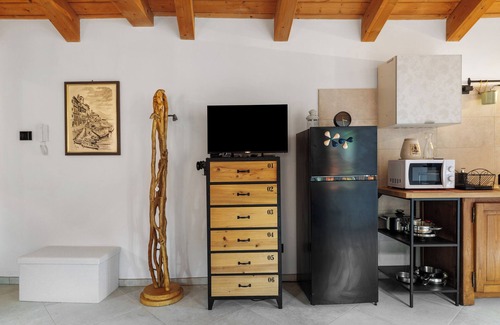 Osiglia House | Apartment 'Nature E Relax' with Mountain View, Private Terrace and Wi-Fi