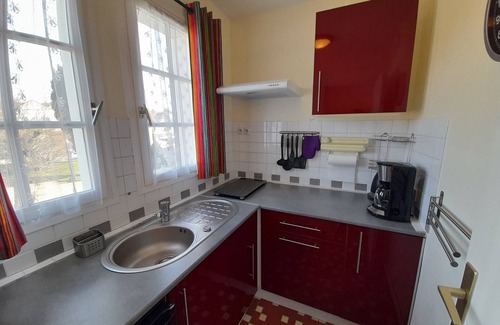 La Roche-Posay Apartment | Apartment near Saint Roch Spa with wifi and pets allowed