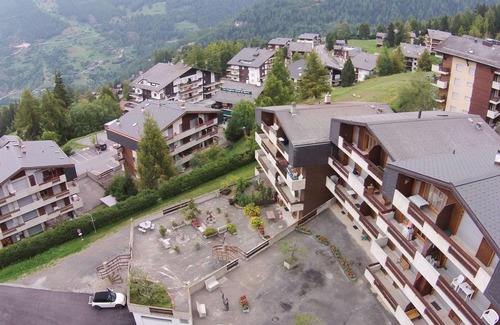 La Tzoumaz Apartment | Apartment Near the Ski Lifts