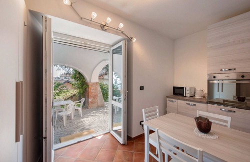Rocca Grimalda Apartment | Apartment 'Nel Cuore Del Monferrato' with Shared Terrace and Private Garden