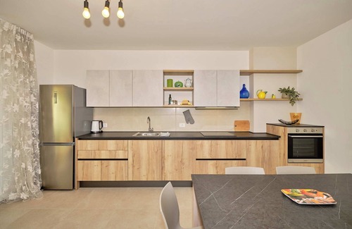Montioni Apartment | Apartment 'New Casa Augusto' with Shared Pool, Wi-Fi and Air Conditioning