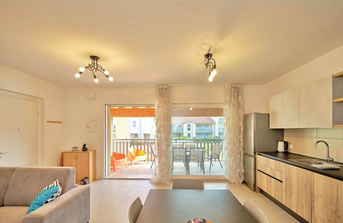 Montioni Apartment | Apartment 'New Casa Augusto' with Shared Pool, Wi-Fi and Air Conditioning