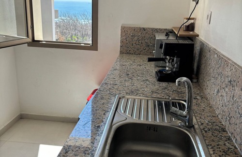 Anza Apartment | Apartment next to the beach with sea view