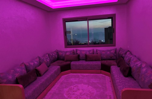 Anza Apartment | Apartment next to the beach with sea view