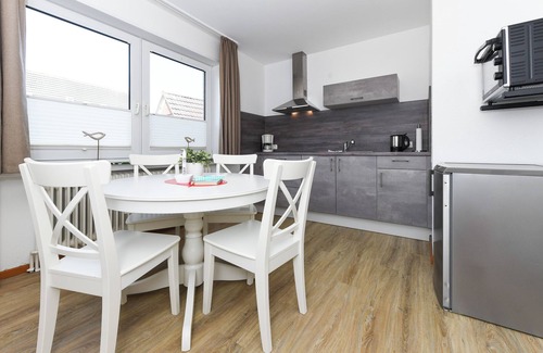 Bensersiel Apartment | Apartment No. 5 in the house relaxation - close to the beach and the North Sea thermal bath