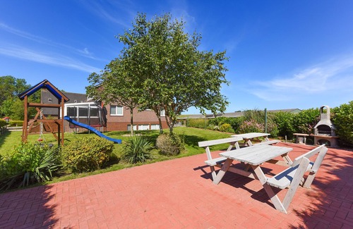 Bensersiel Apartment | Apartment No. 5 in the house relaxation - close to the beach and the North Sea thermal bath