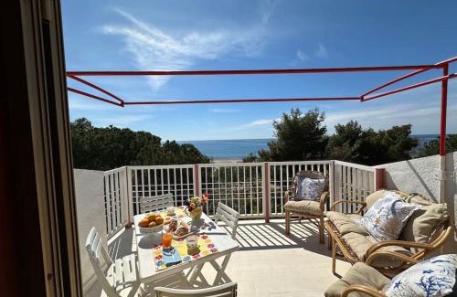 San Lorenzo Apartment | {[Apartment On The Sea +Terrace]} Dan's house