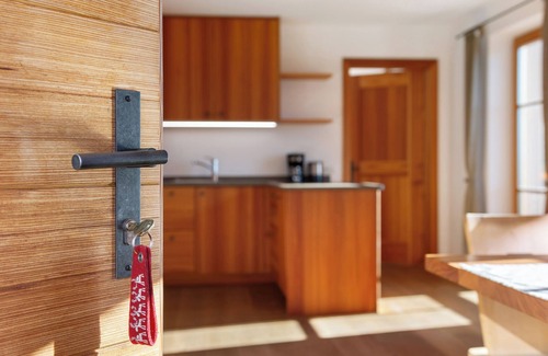 San Genesio Atesino Apartment | Apartment 'Oberfahrerhof Apt Salten' with Mountain View, Shared Terrace and Wi-Fi