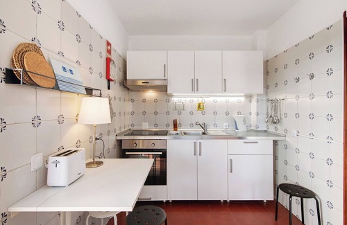 Olhos D'Agua Apartment | Apartment 'Olhos Do Mar Terrasse Vue Mer' with Sea View, Wi-Fi and Air Conditioning