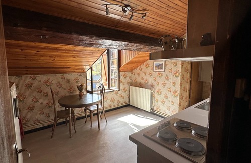Fontrabiouse Apartment | Apartment on 3rd floor of a village house