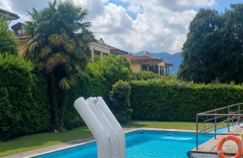 Feriolo House | Apartment on Lake Maggiore with Garden