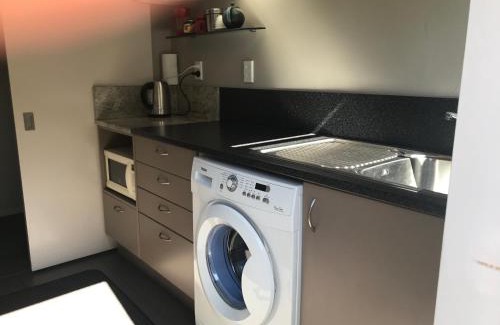 Tahunanui Apartment | Apartment on Stansell