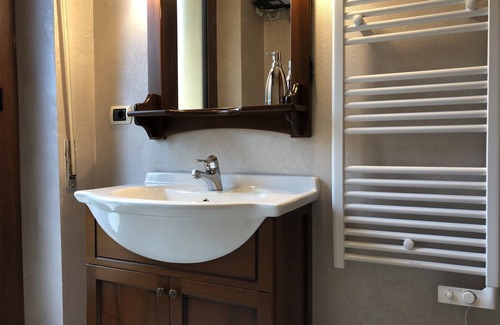 Acceglio Apartment | Apartment on the Maira River