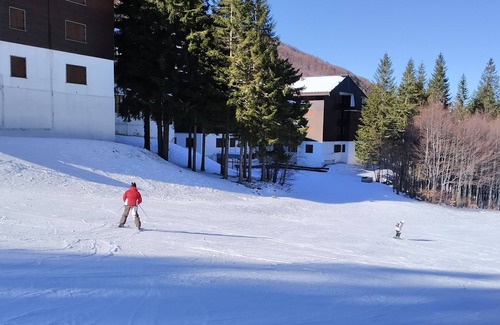 Abetone Apartment | Apartment "On the Ski Slopes" with Mountain View and Shared Garden