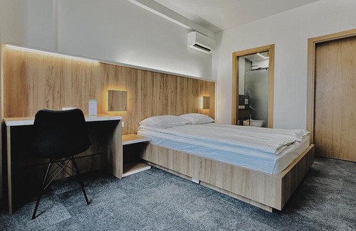 Riscani Apartment | Apartment OneClickRenrt Oasis