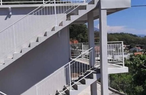 Zgrade Apartment | Apartment Panorama, Quiet Neighborhhod with Exceptional Sunset and Ocean Views