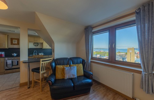 Stranraer Apartment | Apartment-Panoramic-Private Bathroom-Twin
