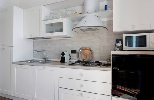 Sori Apartment | Apartment 'Paradise Suite' with Sea View, Wi-Fi and Air Conditioning