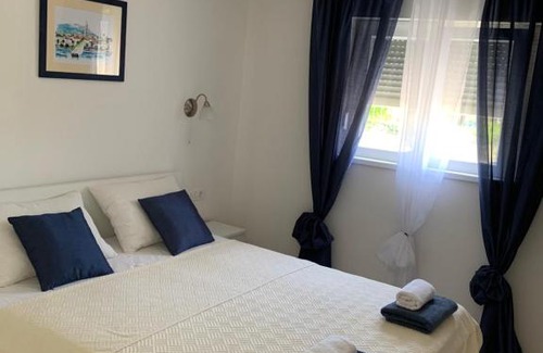 Kastel Novi Apartment | Apartment Petra