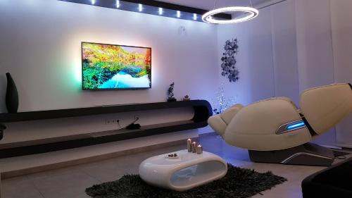 Slavonski Brod Apartment | Apartment PLAZA -Wallbox 11kW- Private SPA- Jacuzzi, Infrared Sauna, Luxury massage chair, Parking, Entry with PIN 0 - 24h, FREE CANCELLATION 24 hours before Check In,Premium pillows and mattress
