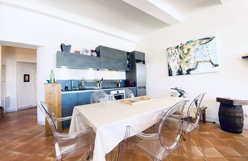 Old Town Apartment | Apartment * Port Saint-Tropez Exceptional view