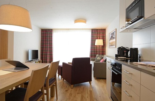 Rueun Apartment | Apartment Pradas Resort - 2-5 Zimmer Premium by Interhome
