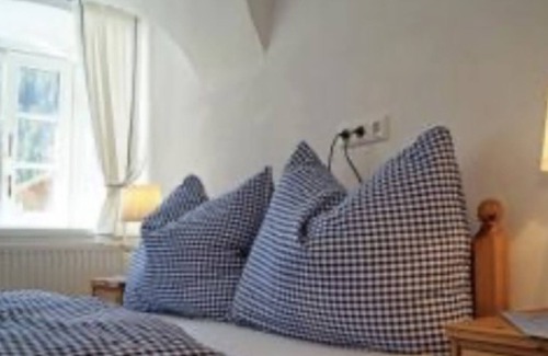 Obernberg am Brenner Apartment | Apartment 'Priestereck' with Mountain View, Shared Terrace and Wi-Fi