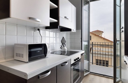Loano Apartment | Apartment 'PUNTODIVISTA' with Sea View, Wi-Fi and Air Conditioning