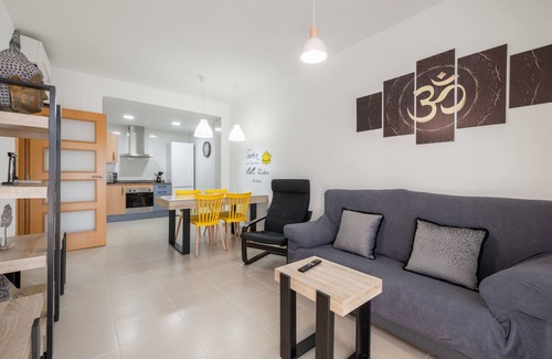 Sant Jaume d'Enveja Apartment | Apartment 'Real Dreams' with Shared Pool, Wi-Fi and Air Conditioning