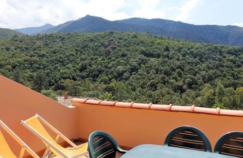 Serriera Apartment | Apartment Residence Cabanaccia 3 Pieces 6 Pers-2 by Interhome