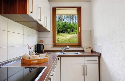Biederbach Apartment | Apartment 'Ringwald' with Mountain View, Shared Garden and Wi-Fi