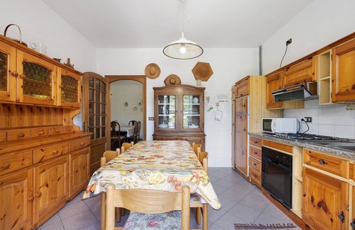 Gorra Apartment | Apartment 'Riposo E Relax Al Mare' with Mountain View, Private Terrace and Wi-Fi