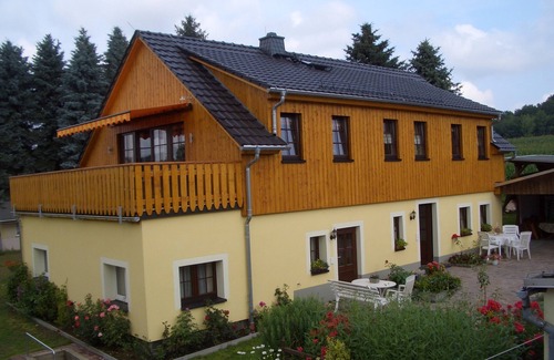 Oppach Apartment | Apartment Romantic 138sqm for up to 8 people, large roof terrace