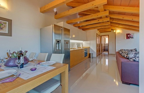 Nerezine Apartment | Apartment ROSE with large heated pool 50m2 and sea view