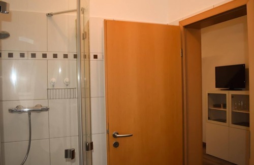Oestrich-Winkel Apartment | Apartment Rosina 2 adults and 1 child up to 4 years - Ferienwohnung Weingut Kurt