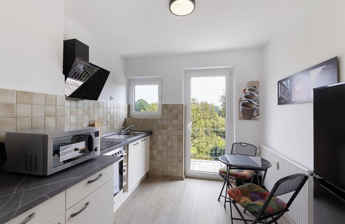 Kevelaer Apartment | Apartment 'Ruhiges Appartement Am Stadtrand' with Balcony and Wi-Fi