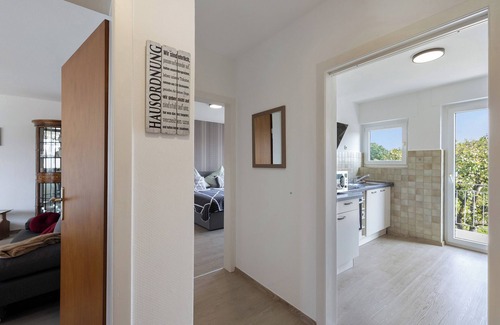 Kevelaer Apartment | Apartment 'Ruhiges Appartement Am Stadtrand' with Balcony and Wi-Fi