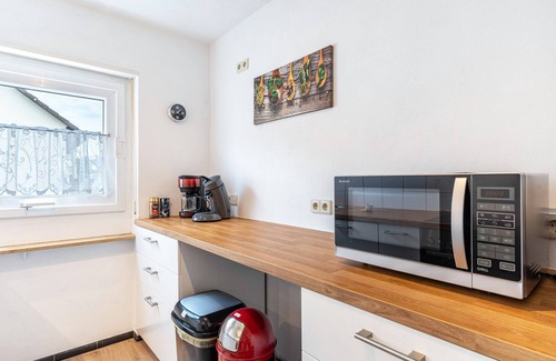 Zell am Harmersbach Apartment | Apartment 'Sonnenschein' with Mountain View, Balcony and Wi-Fi