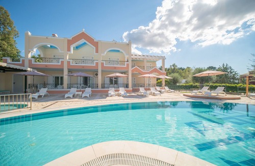Dassia Apartment | Apartment Saint Nicholas Beach Superior One 2 with Sea View, Shared Pool & Wi-Fi