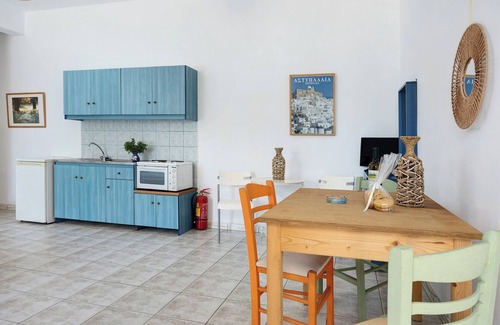 Astypalaia Apartment | Apartment 'Salonikia Studio No 3' with Sea View, Wi-Fi and Air Conditioning