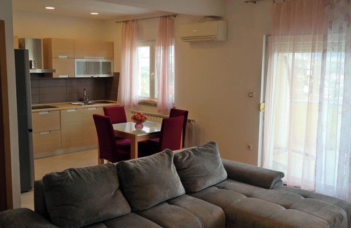 Buzdohanj Apartment | Apartment Sarah (118101-A1) - Čavle