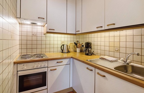 Silandro Apartment | Apartment 'Schnatzhof A2' with Mountain View, Shared Pool and Wi-Fi
